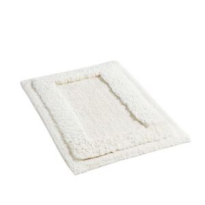 Crate & Barrel Raffee White Fluffy Cotton Bath Mat 2ft x 3ft